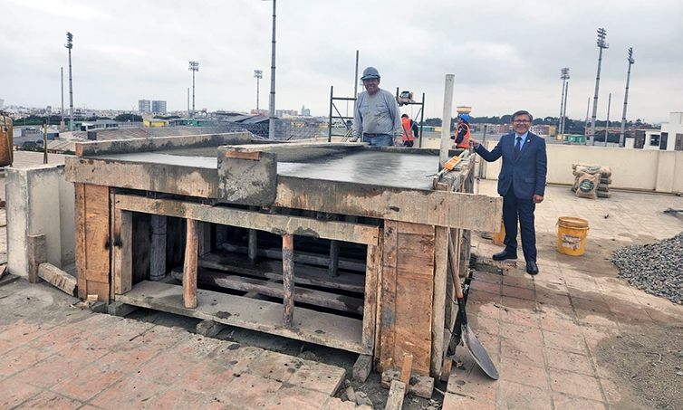 Se inicia proceso de instalación de un Ascensor para el Pabellón de Docencia de la FCB