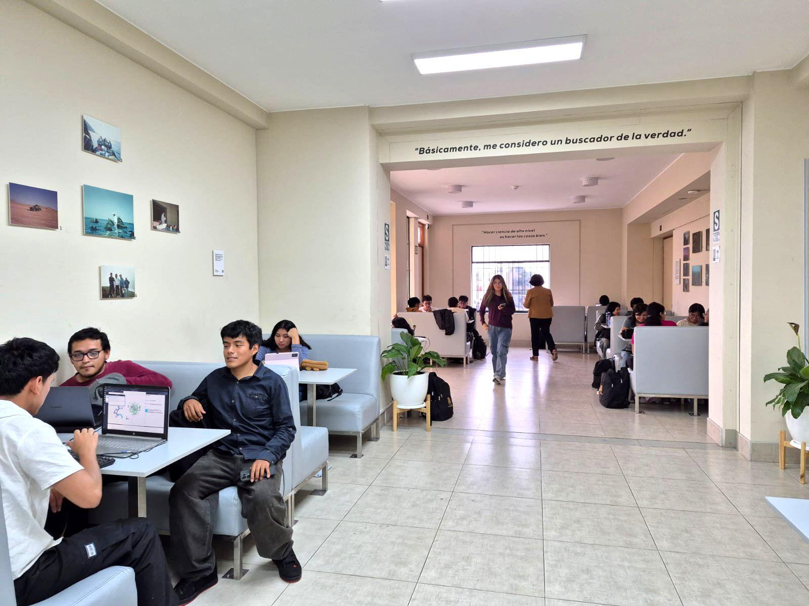  Sala de Estudio "Dr. Juan Leonidas Tarazona Barboza" / Horario de atención