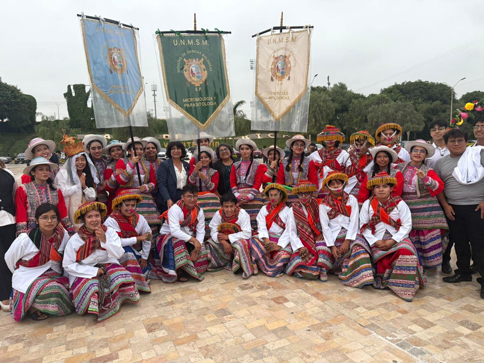 Facultad de Ciencias Biológicas brilló con entusiasmo y tradición en el XVIII Festival de Folclore 2026 de San Marcos